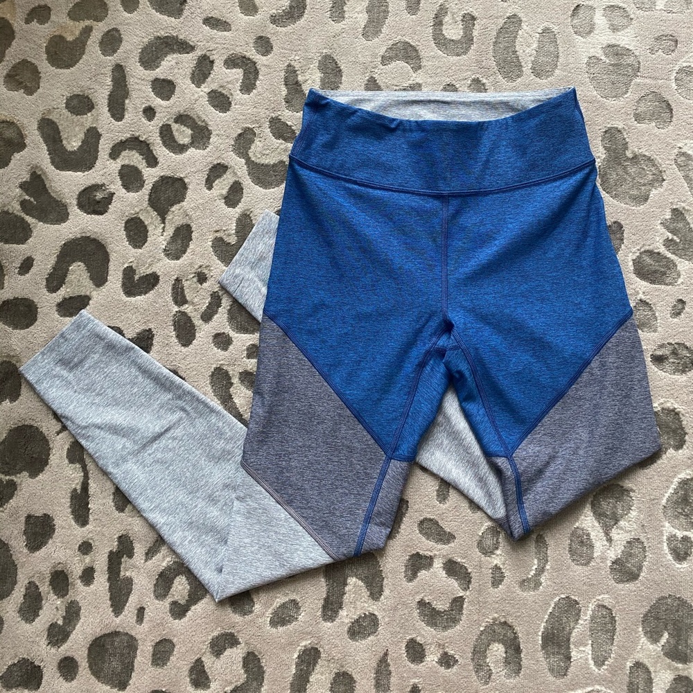 Outdoor Voices 7/8 Springs Legging Size Small